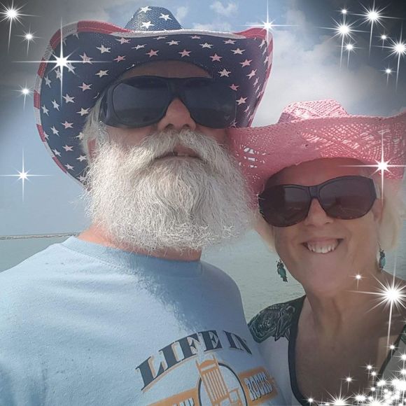 Meet your Posher, Suezqz - Picture 1 of 1